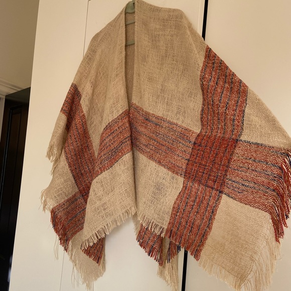 Anthropologie Accessories - Anthropologie poncho